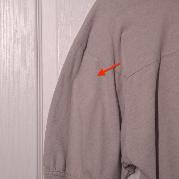 VINTAGE Sh*t Happens When You Party Naked USED V-Neck Shirt (XL, Tan, Humor) - Picture 10 of 10